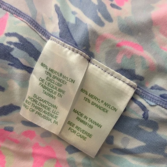 Lilly Pulitzer luxletic popover quarter zip - Picture 4 of 6